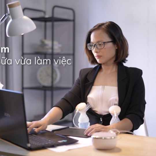 MÁY HÚT SỮA ĐIỆN ĐÔI RESONANCE 4 FATZBABY FB1182VNH - MÀN HÌNH MÀU HỒNG